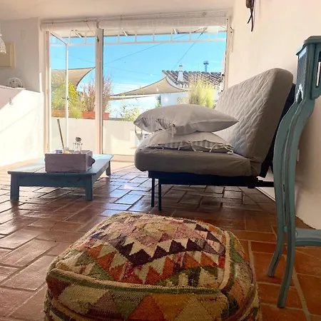 Casa Da Aldeia * Santa Barbara de Nexe